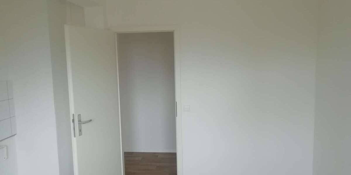 2 Zimmer Wohnung mit Einbauküche! 2 zimmer