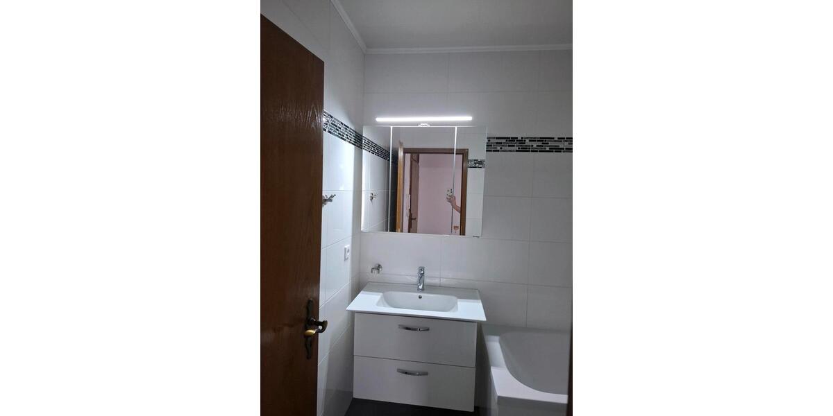 Dachgeschoßwohnung Gütersloh - 3.5 Zimmer, 88 m&sup2;, 1.100&euro; | Angebot:24819790