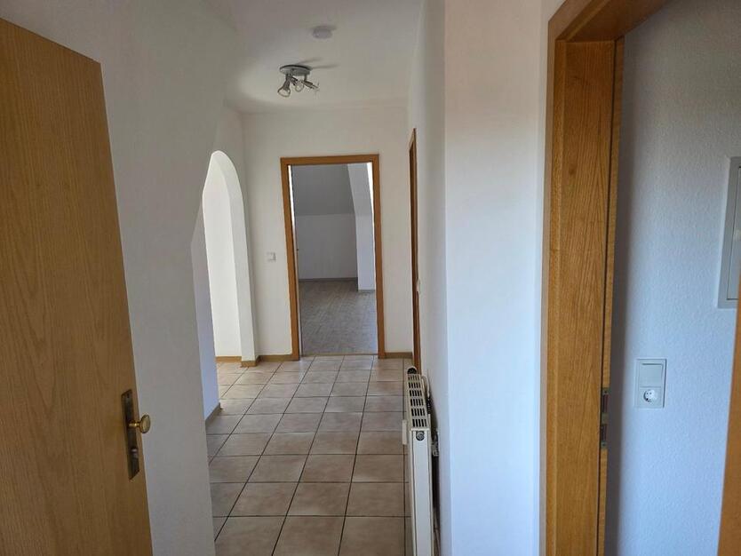 Schöne helle 3-Zimmer Wohnung mit Stellplatz