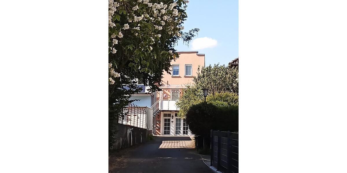 Etagenwohnung Bad Pyrmont - 4 Zimmer, 86 m&sup2;, 630&euro; | Angebot:26669438