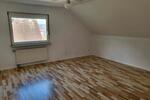 Dachgeschoßwohnung Siegen Weidenau - 4 Zimmer, 100 m&sup2;, 950&euro; | Angebot:24994316