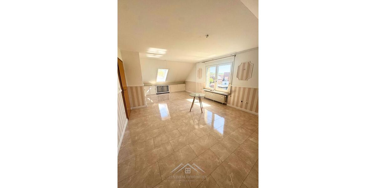 Dachgeschoßwohnung Hessisch Oldendorf - 3 Zimmer, 85 m&sup2;, 800&euro; | Angebot:26591128