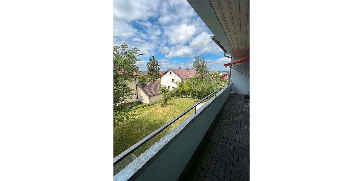 Etagenwohnung Münsingen - 4 Zimmer, 90 m&sup2;, 900&euro; | Angebot:26063408