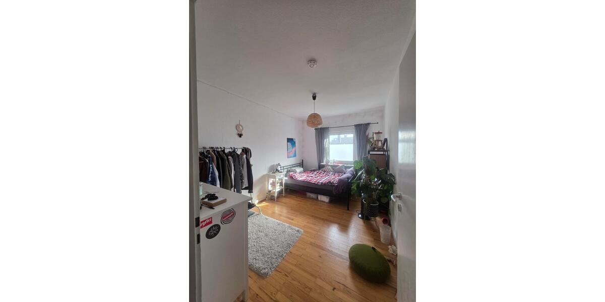 Wohnen auf Zeit Saarbrücken - 2 Zimmer, 23 m&sup2;, 495&euro; | Angebot:25351098