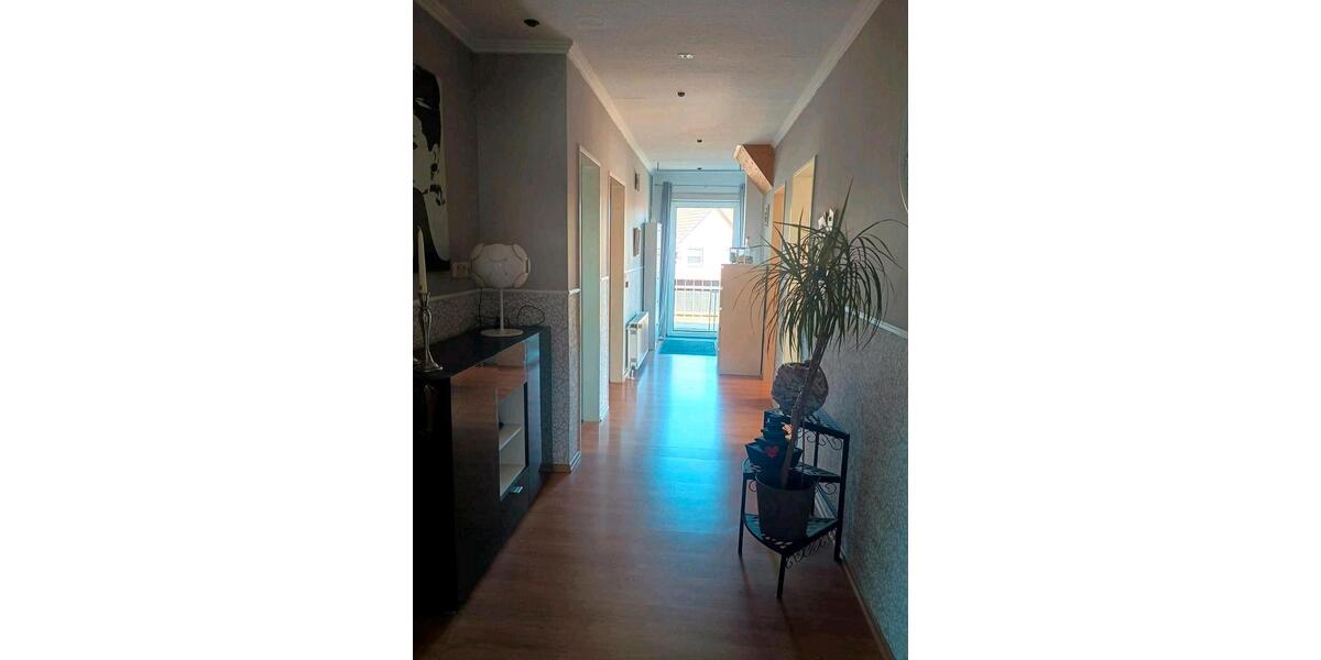 Dachgeschoßwohnung Bergen - 4 Zimmer, 120 m&sup2;, 1.050&euro; | Angebot:26470045