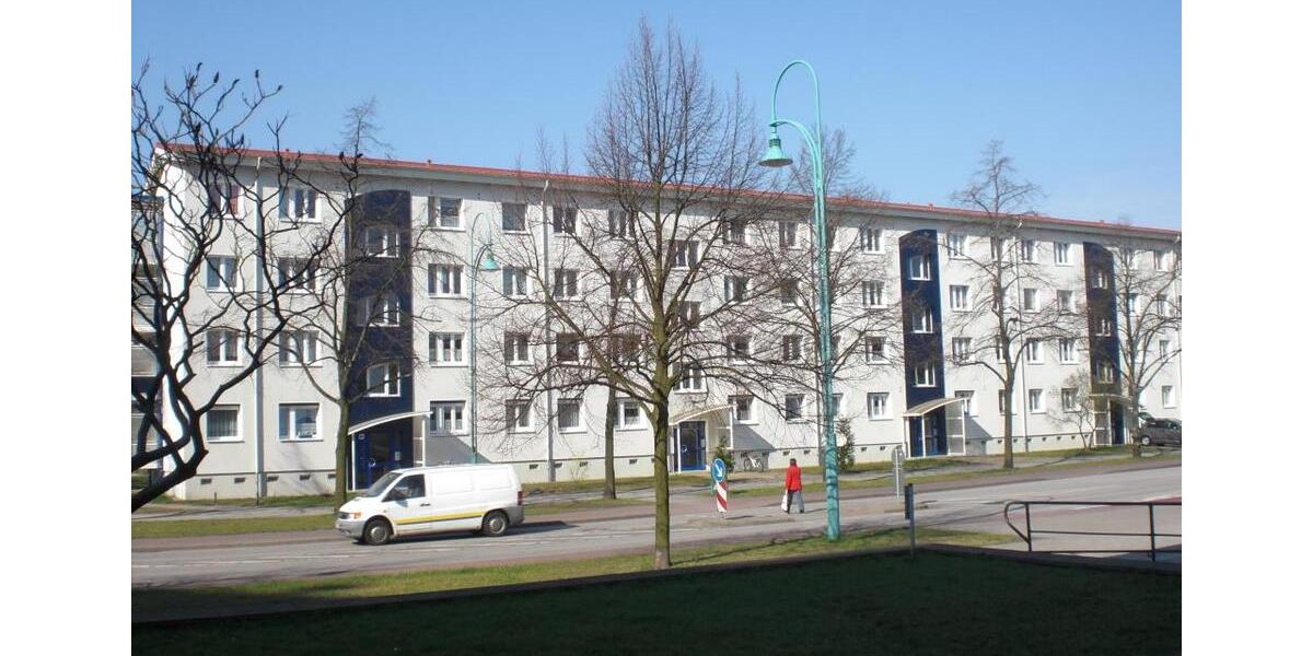 Etagenwohnung Hoyerswerda - 3 Zimmer, 63 m&sup2;, 345&euro; | Angebot:26627350
