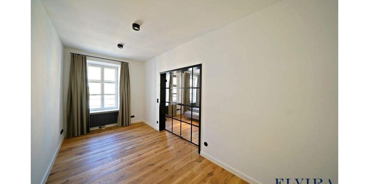 Etagenwohnung München Altstadt-Lehel - 4 Zimmer, 112 m&sup2;, 4.540&euro; | Angebot:25703614