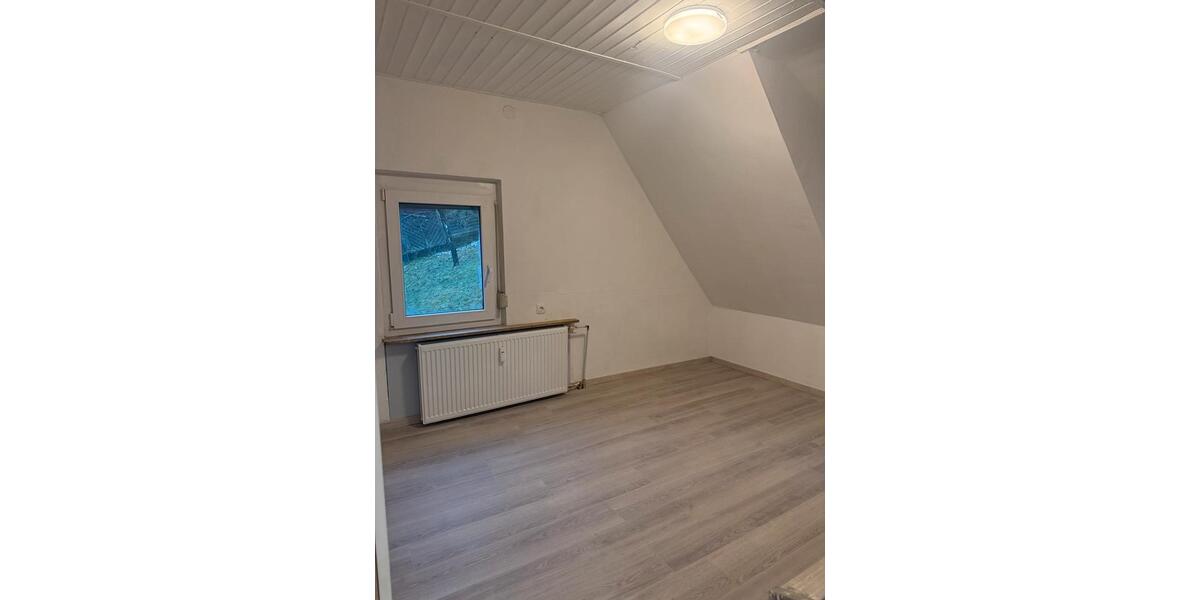 Dachgeschoßwohnung Idar-Oberstein Oberstein - 2 Zimmer, 60 m&sup2;, 500&euro; | Angebot:25857874