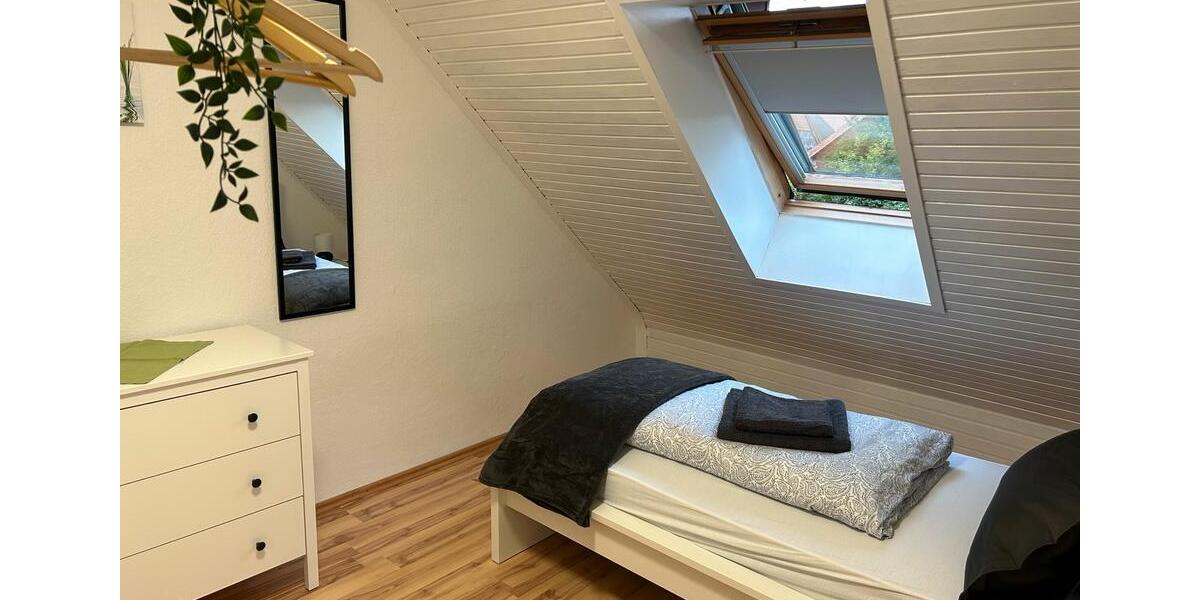 Wohnen auf Zeit Sehnde - 3 Zimmer, 65 m&sup2;, 600&euro; | Angebot:26083348