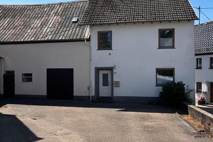 Haus Daun - 3.5 Zimmer, 100 m&sup2;, 680&euro; | Angebot:27729819