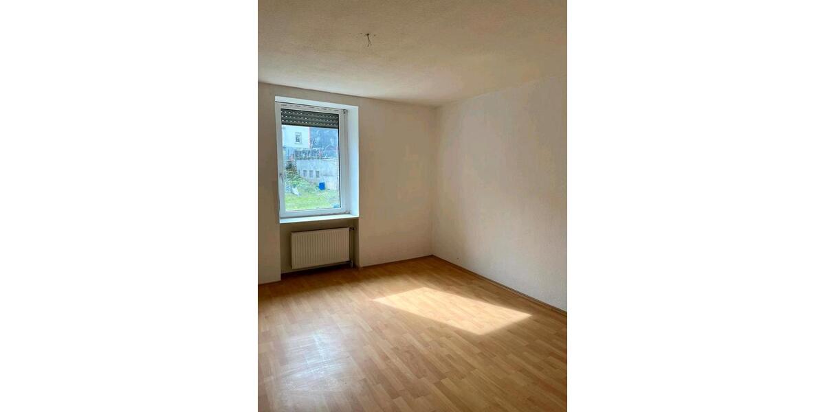 Etagenwohnung Werdohl - 3 Zimmer, 80 m&sup2;, 600&euro; | Angebot:26584536