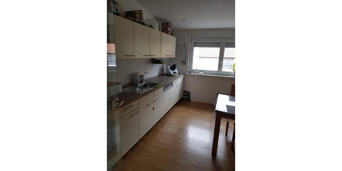 Dachgeschoßwohnung Eltmann - 3 Zimmer, 77 m&sup2;, 600&euro; | Angebot:25224654