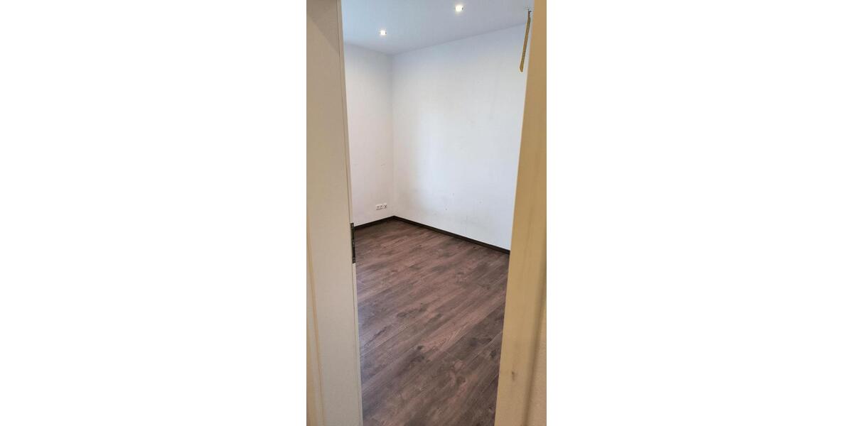 Erdgeschoßwohnung Söhlde - 3 Zimmer, 75 m&sup2;, 950&euro; | Angebot:25960189