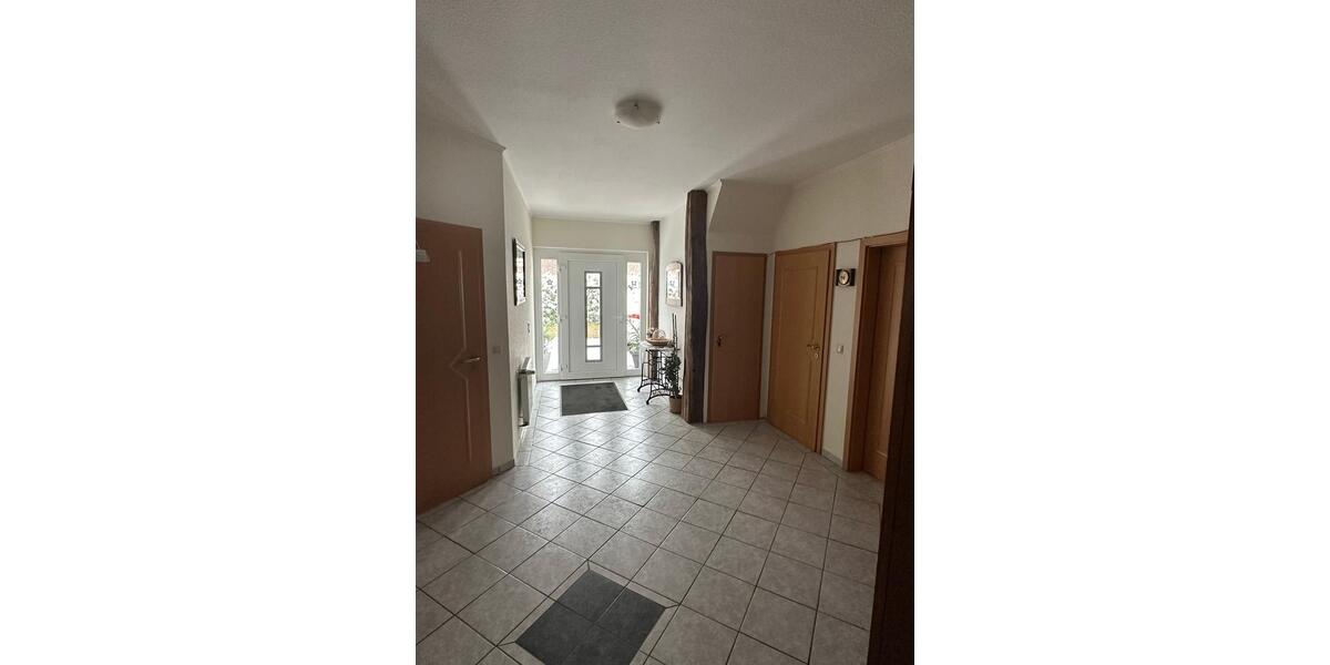 Etagenwohnung Gehrde - 4 Zimmer, 150 m&sup2;, 950&euro; | Angebot:24712004