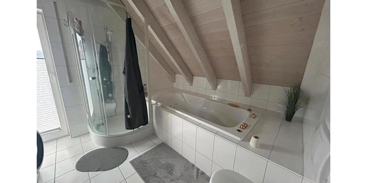 Maisonettenwohnung Konstanz Dettingen-Wallhausen - 4 Zimmer, 120 m&sup2;, 1.600&euro; | Angebot:25855210