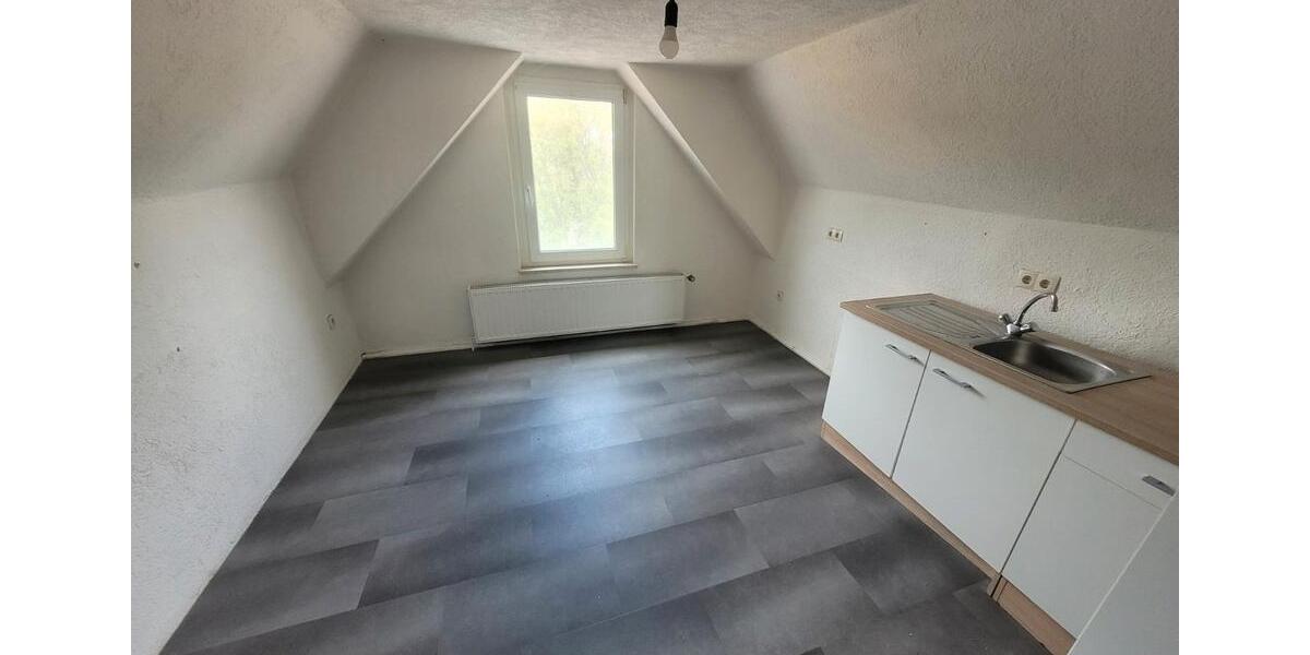 Dachgeschoßwohnung Beilrode - 4 Zimmer, 84 m&sup2;, 450&euro; | Angebot:26659870