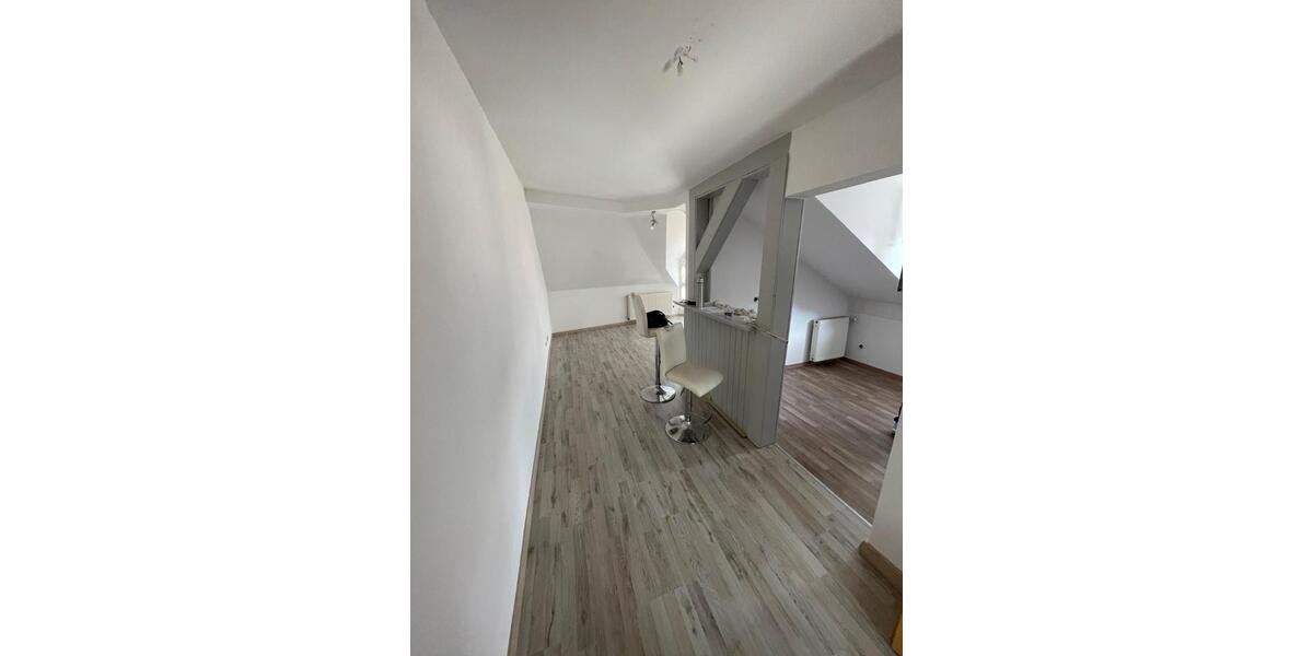Dachgeschoßwohnung Mühlhausen (Thüringen) - 2 Zimmer, 46 m&sup2;, 295&euro; | Angebot:26349395