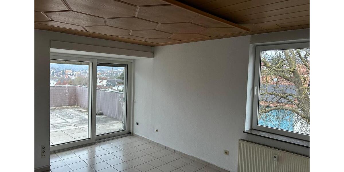 Etagenwohnung Bad Wildungen - 5 Zimmer, 125 m&sup2;, 1.200&euro; | Angebot:26135602