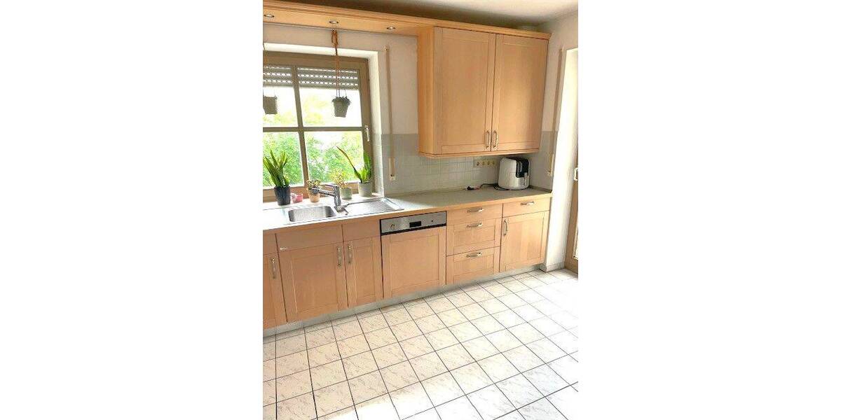 Etagenwohnung Bad Salzuflen Innenstadt - 3 Zimmer, 104 m&sup2;, 800&euro; | Angebot:26779631