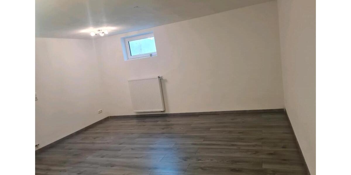 Etagenwohnung Wiesenfelden - 2 Zimmer, 85 m&sup2;, 500&euro; | Angebot:26320605