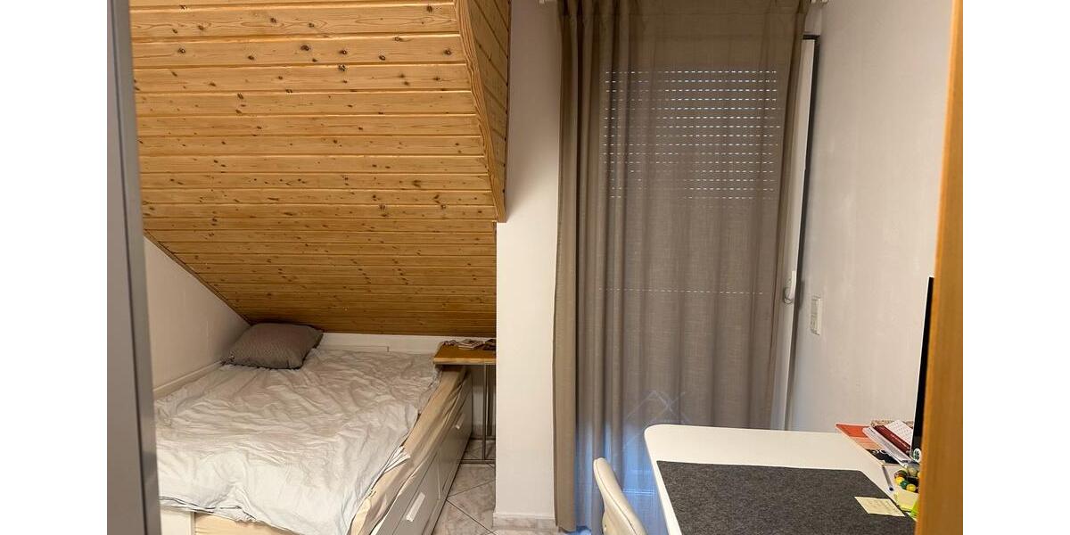 Wohnen auf Zeit Köln Chorweiler - 1 Zimmer, 10 m&sup2;, 450&euro; | Angebot:26373211