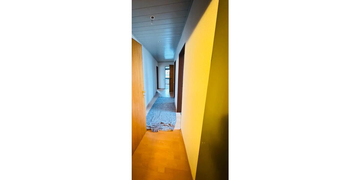 Dachgeschoßwohnung Wedemark - 3 Zimmer, 97 m&sup2;, 925&euro; | Angebot:24641400