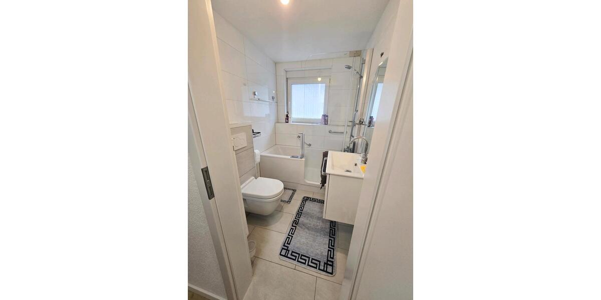 Etagenwohnung Gummersbach - 3 Zimmer, 65 m&sup2;, 850&euro; | Angebot:24813285