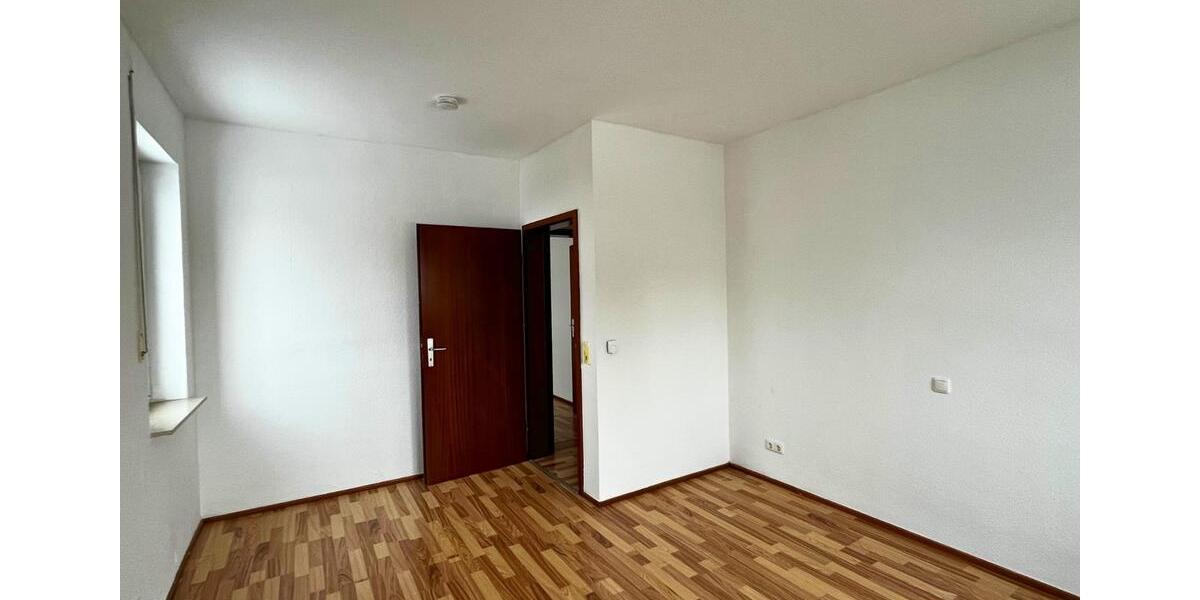 Etagenwohnung Bad Emstal - 3 Zimmer, 89 m&sup2;, 590&euro; | Angebot:24837279