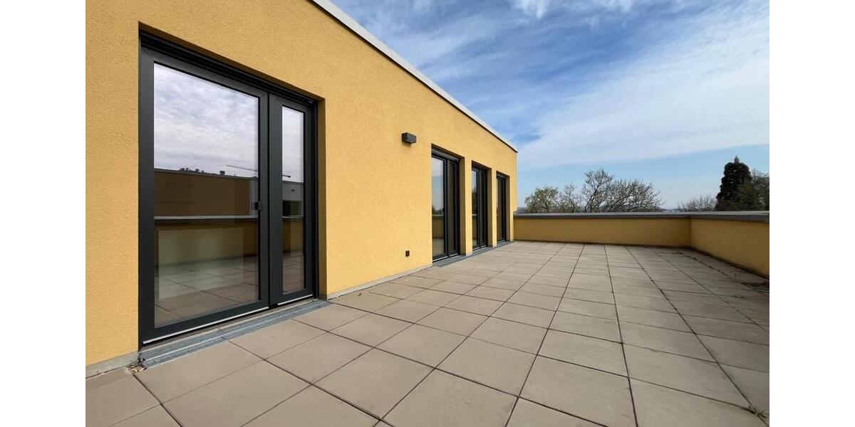 Dachgeschoßwohnung Bad Friedrichshall - 4 Zimmer, 136 m&sup2;, 1.915&euro; | Angebot:26068591