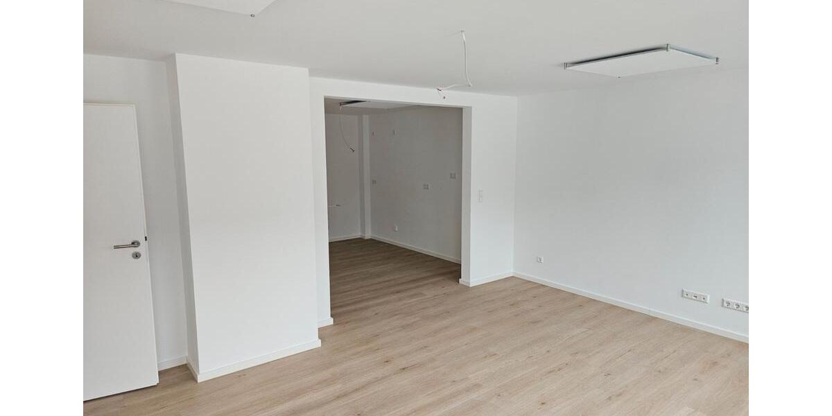 Etagenwohnung Bielefeld Mitte - 4 Zimmer, 80 m&sup2;, 990&euro; | Angebot:26521306