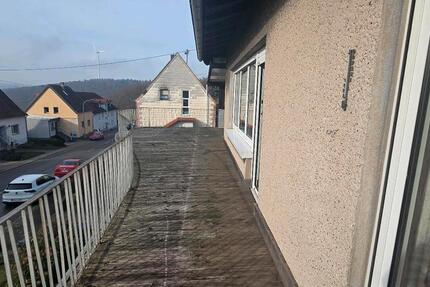 Wohnung Neunkirchen Heinitz - 5 Zimmer, 110 m&sup2;, 850&euro; | Angebot:24802349