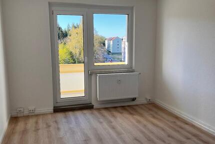 Wohnung Neustrelitz - 3 Zimmer, 54 m&sup2;, 435&euro; | Angebot:26561531