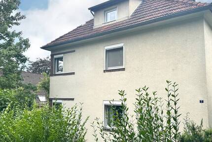 Charmante Erdgeschosswohnung mit kleinem Wintergarten und eigenem Gartenteil 3 zimmer