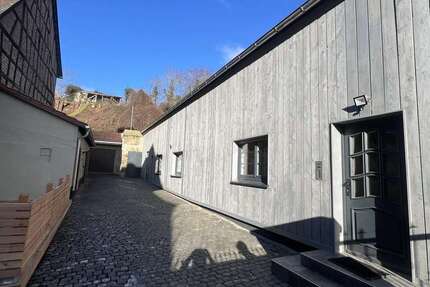 Haus Nußbaum - 7 Zimmer, 170 m&sup2;, 1.500&euro; | Angebot:26769117