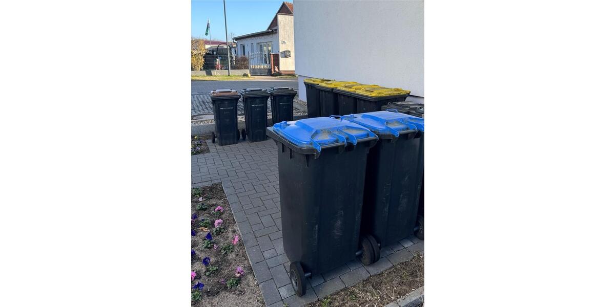 Hochparterre Genthin - 4 Zimmer, 74 m&sup2;, 490&euro; | Angebot:25887595