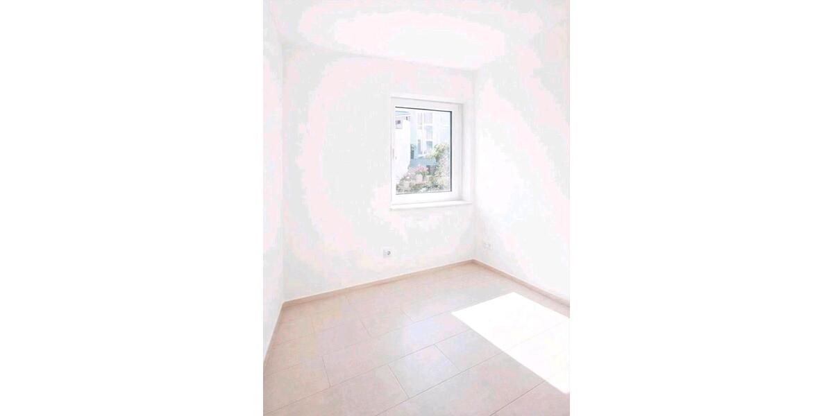 Erdgeschoßwohnung Schernfeld Birkhof - 4 Zimmer, 82 m&sup2;, 880&euro; | Angebot:26403630