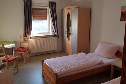 Monteurzimmer, Pension, Ferienhaus für bis zu 6 Personen 3 zimmer
