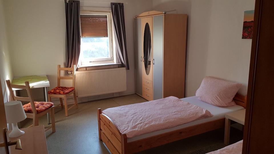 Wohnen auf Zeit Gudensberg - 3 Zimmer, 75 m&sup2;, 100&euro; | Angebot:22910246