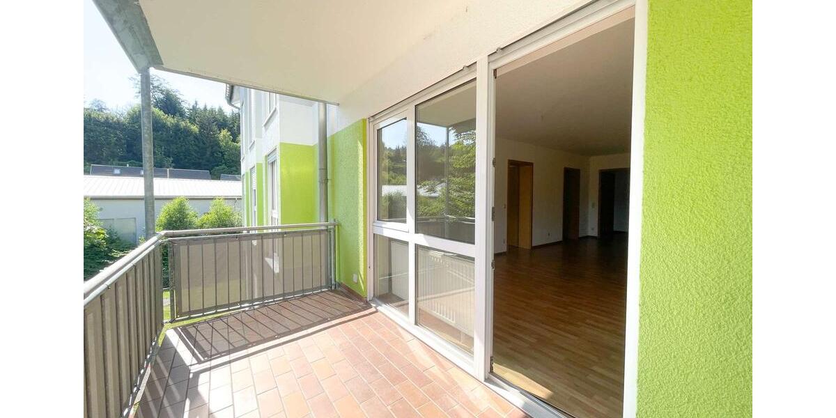 Etagenwohnung Klingenthal - 2 Zimmer, 69 m&sup2;, 350&euro; | Angebot:26547173