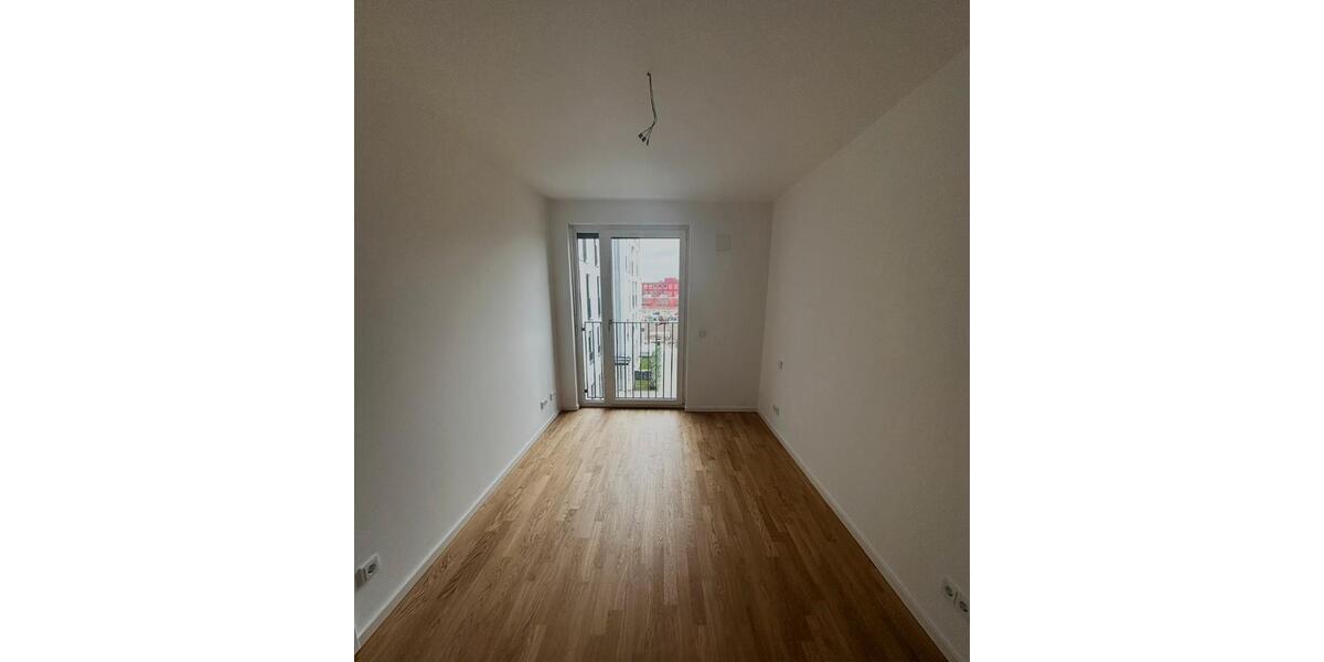 Etagenwohnung Schönefeld - 3 Zimmer, 79 m&sup2;, 1.680&euro; | Angebot:26693460
