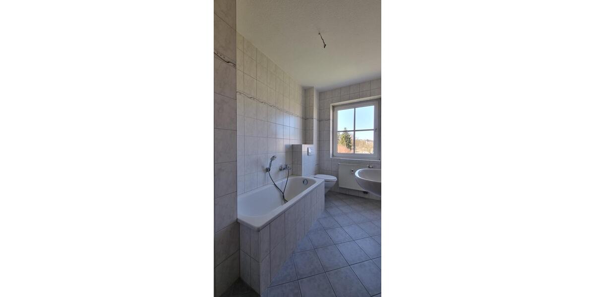 Etagenwohnung Schleiz - 2 Zimmer, 51 m&sup2;, 380&euro; | Angebot:26262224