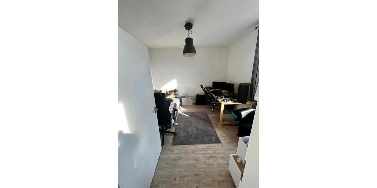 Erdgeschoßwohnung Scheinfeld - 3.5 Zimmer, 85 m&sup2;, 945&euro; | Angebot:24827221