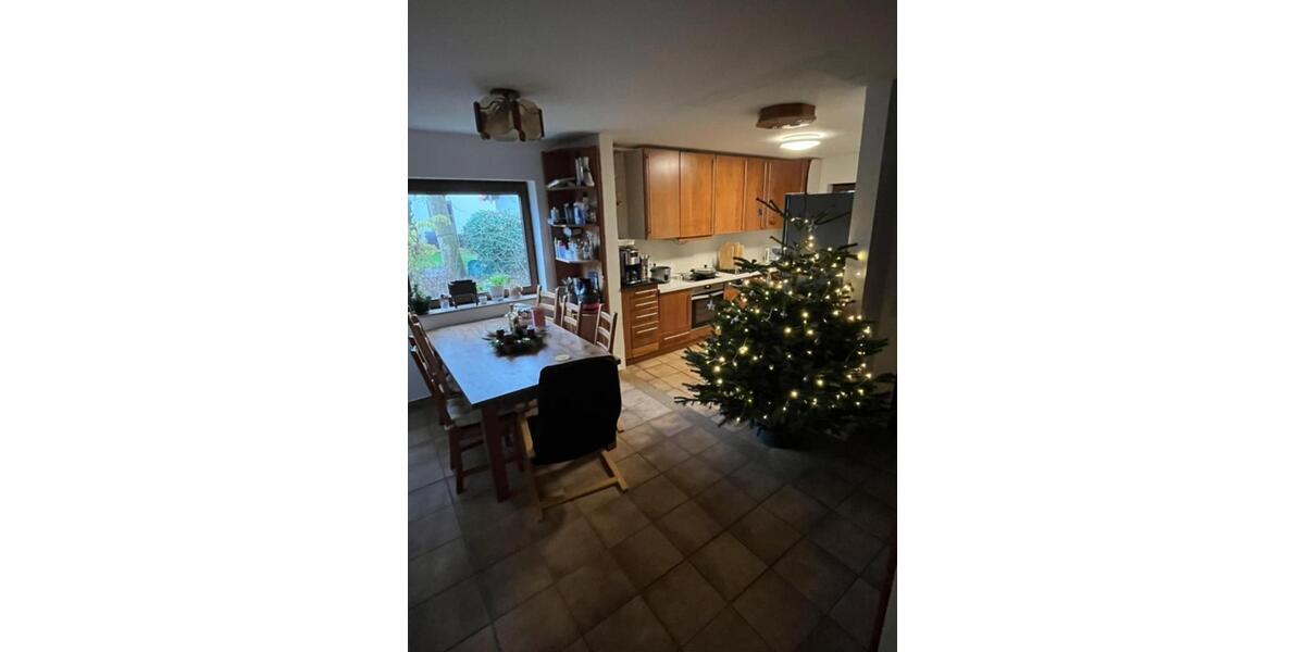 1 Zi (14 qm) möbliert in EF-Haus (5erWG) Garten, 2 Terrassen 1 zimmer