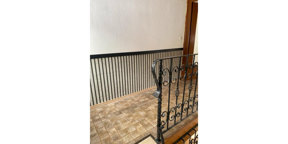 Etagenwohnung Faulbach - 4 Zimmer, 90 m&sup2;, 890&euro; | Angebot:25839207