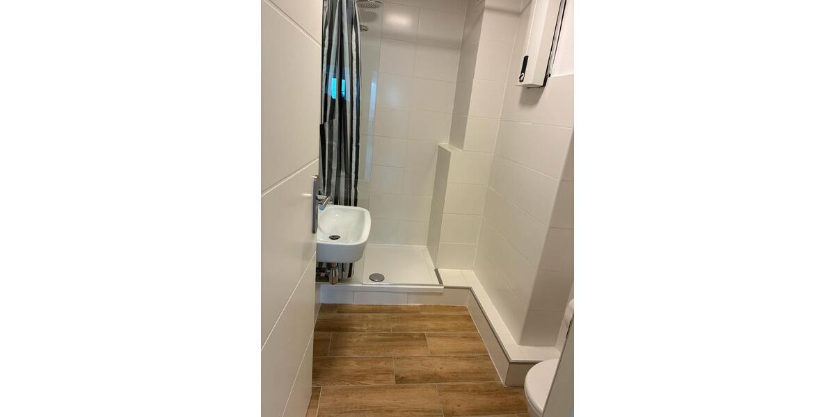 Etagenwohnung Pulheim - 1 Zimmer, 32 m&sup2;, 900&euro; | Angebot:24839108