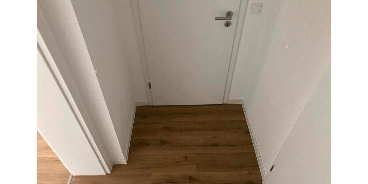 Erdgeschoßwohnung Sangerhausen - 3 Zimmer, 79 m&sup2;, 8&euro; | Angebot:24981149