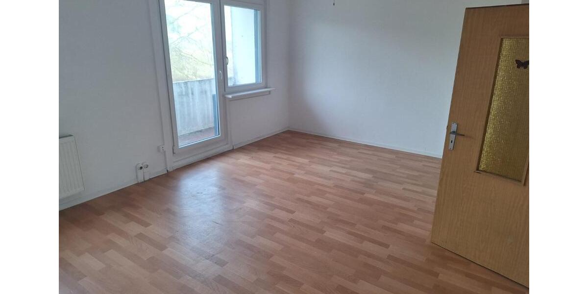 Etagenwohnung Zehdenick - 3 Zimmer, 68 m&sup2;, 420&euro; | Angebot:25751488