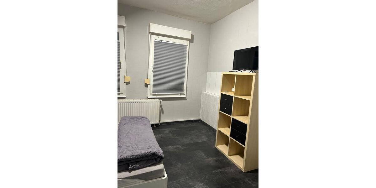 Wohnen auf Zeit Wuppertal Dornap - 4 Zimmer, 120 m&sup2;, 25&euro; | Angebot:25714737