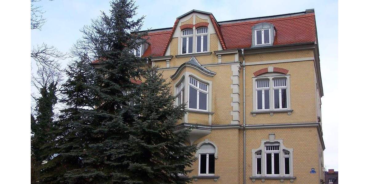 Etagenwohnung Weißenfels - 4 Zimmer, 108 m&sup2;, 648&euro; | Angebot:25814064