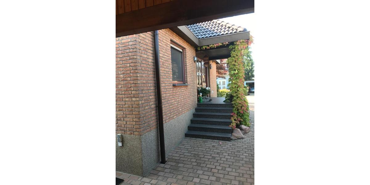 Einfamilienhaus Spremberg - 5 Zimmer, 140 m&sup2;, 1.250&euro; | Angebot:26524195